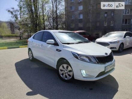 Білий Кіа Ріо, об'ємом двигуна 1.6 л та пробігом 138 тис. км за 7700 $, фото 1 на Automoto.ua