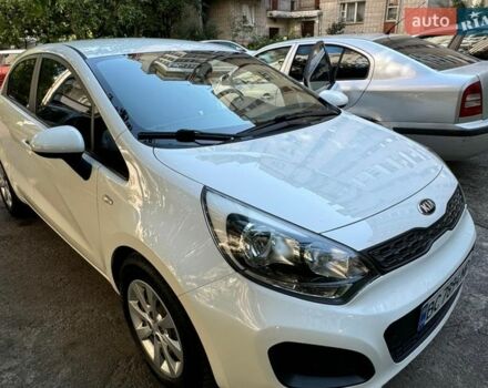 Білий Кіа Ріо, об'ємом двигуна 1.25 л та пробігом 144 тис. км за 7300 $, фото 1 на Automoto.ua