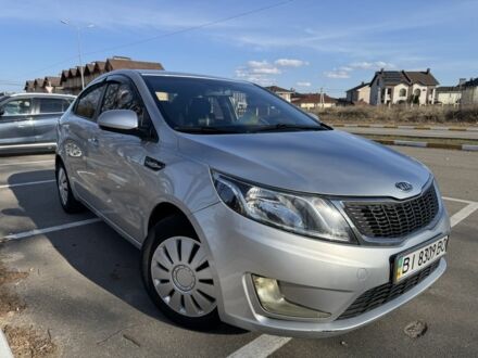 Кіа Ріо 2012 у Софіївська Борщагівка на Automoto.ua Білий Кіа Ріо, об'ємом двигуна 1.4 л та пробігом 181 тис. км за 7350 $, фото 1 на Automoto.ua