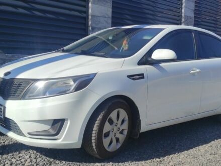 Білий Кіа Ріо, об'ємом двигуна 1.4 л та пробігом 170 тис. км за 6700 $, фото 1 на Automoto.ua