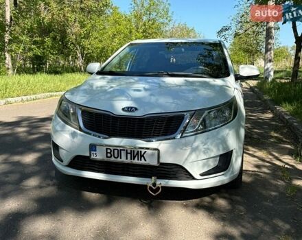 Белый Киа Рио, объемом двигателя 1.4 л и пробегом 131 тыс. км за 8999 $, фото 1 на Automoto.ua