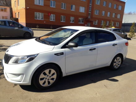 Білий Кіа Ріо, об'ємом двигуна 1.4 л та пробігом 93 тис. км за 7500 $, фото 1 на Automoto.ua