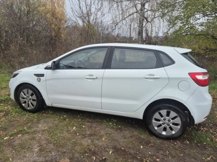 Киа Рио 2012 в Броварах на Automoto.ua Белый Киа Рио, объемом двигателя 1.6 л и пробегом 288 тыс. км за 5300 $, фото 1 на Automoto.ua