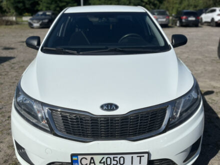 Білий Кіа Ріо, об'ємом двигуна 1.4 л та пробігом 41 тис. км за 8700 $, фото 1 на Automoto.ua