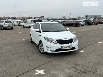 Белый Киа Рио, объемом двигателя 1.59 л и пробегом 293 тыс. км за 7000 $, фото 1 на Automoto.ua