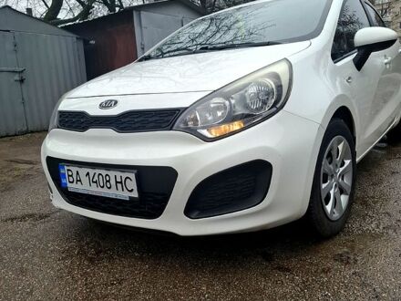 Белый Киа Рио, объемом двигателя 1.1 л и пробегом 155 тыс. км за 6200 $, фото 1 на Automoto.ua
