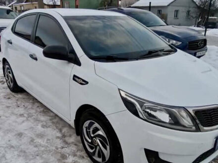 Білий Кіа Ріо, об'ємом двигуна 1.4 л та пробігом 120 тис. км за 6200 $, фото 1 на Automoto.ua