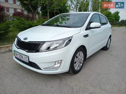 Белый Киа Рио, объемом двигателя 1.6 л и пробегом 28 тыс. км за 9500 $, фото 1 на Automoto.ua