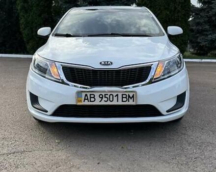 Белый Киа Рио, объемом двигателя 1.4 л и пробегом 128 тыс. км за 8000 $, фото 1 на Automoto.ua