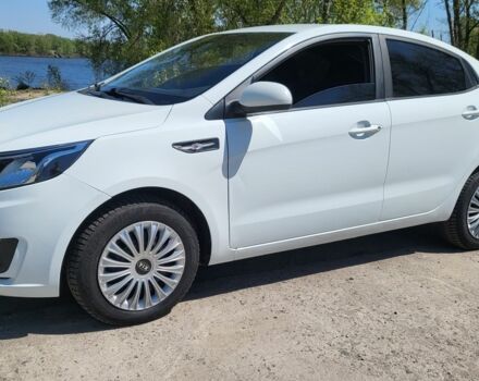 Белый Киа Рио, объемом двигателя 1.4 л и пробегом 235 тыс. км за 7700 $, фото 1 на Automoto.ua