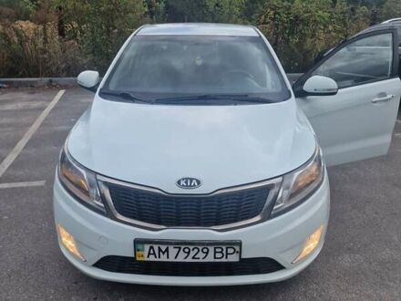 Білий Кіа Ріо, об'ємом двигуна 1.6 л та пробігом 152 тис. км за 8300 $, фото 1 на Automoto.ua