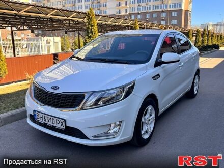 Белый Киа Рио, объемом двигателя 1.6 л и пробегом 48 тыс. км за 10200 $, фото 1 на Automoto.ua