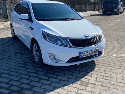 Білий Кіа Ріо, об'ємом двигуна 1.4 л та пробігом 103 тис. км за 6700 $, фото 1 на Automoto.ua