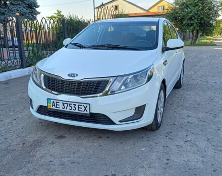 Белый Киа Рио, объемом двигателя 1.4 л и пробегом 52 тыс. км за 89000 $, фото 1 на Automoto.ua