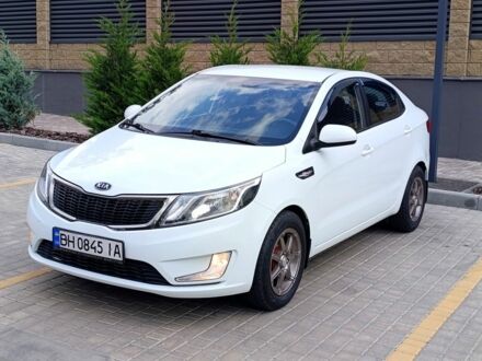 Белый Киа Рио, объемом двигателя 1.4 л и пробегом 99 тыс. км за 6517 $, фото 1 на Automoto.ua