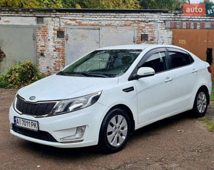 Белый Киа Рио, объемом двигателя 1.59 л и пробегом 159 тыс. км за 8800 $, фото 1 на Automoto.ua