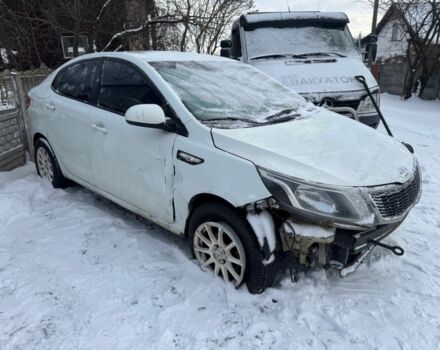 Белый Киа Рио, объемом двигателя 1.4 л и пробегом 175 тыс. км за 2800 $, фото 1 на Automoto.ua