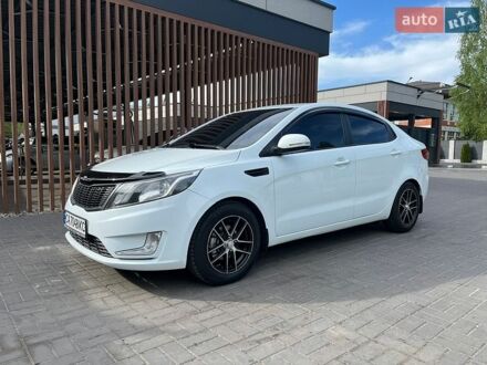 Белый Киа Рио, объемом двигателя 1.6 л и пробегом 171 тыс. км за 7700 $, фото 1 на Automoto.ua
