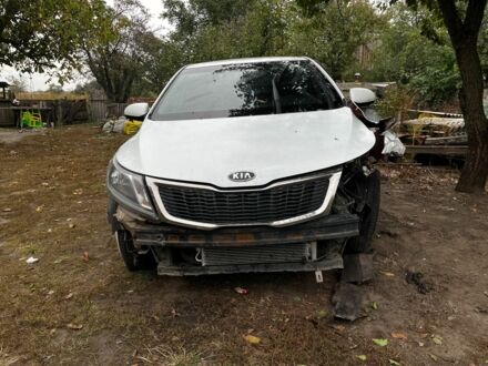 Білий Кіа Ріо, об'ємом двигуна 1.4 л та пробігом 180 тис. км за 3000 $, фото 1 на Automoto.ua