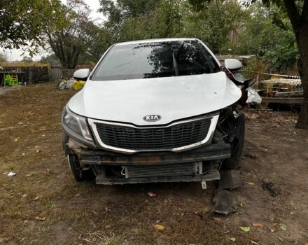 Белый Киа Рио, объемом двигателя 1.4 л и пробегом 180 тыс. км за 3000 $, фото 1 на Automoto.ua