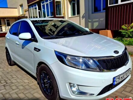 Білий Кіа Ріо, об'ємом двигуна 1.6 л та пробігом 185 тис. км за 7899 $, фото 1 на Automoto.ua