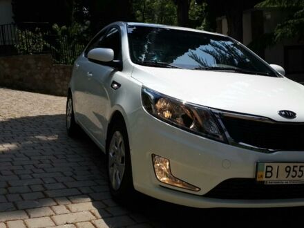 Белый Киа Рио, объемом двигателя 1.4 л и пробегом 58 тыс. км за 9100 $, фото 1 на Automoto.ua