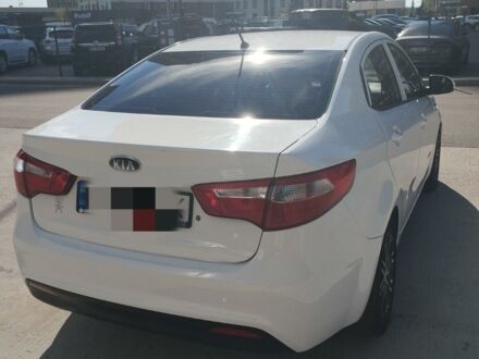Белый Киа Рио, объемом двигателя 1.4 л и пробегом 177 тыс. км за 7500 $, фото 1 на Automoto.ua