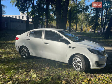 Кіа Ріо 2012 у Чернігові на Automoto.ua Білий Кіа Ріо, об'ємом двигуна 1.4 л та пробігом 119 тис. км за 7300 $, фото 1 на Automoto.ua