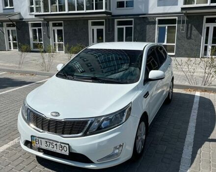 Белый Киа Рио, объемом двигателя 1.6 л и пробегом 173 тыс. км за 7200 $, фото 1 на Automoto.ua