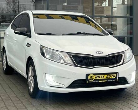 Білий Кіа Ріо, об'ємом двигуна 1.6 л та пробігом 150 тис. км за 7100 $, фото 1 на Automoto.ua