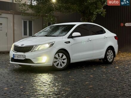 Белый Киа Рио, объемом двигателя 1.6 л и пробегом 160 тыс. км за 8250 $, фото 1 на Automoto.ua