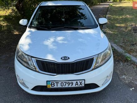 Белый Киа Рио, объемом двигателя 1.4 л и пробегом 129 тыс. км за 7500 $, фото 1 на Automoto.ua