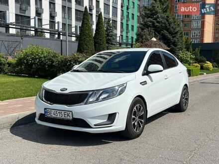 Белый Киа Рио, объемом двигателя 1.4 л и пробегом 140 тыс. км за 8900 $, фото 1 на Automoto.ua