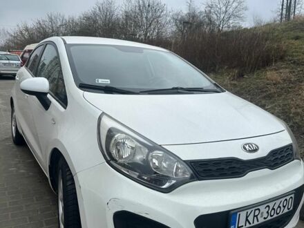Белый Киа Рио, объемом двигателя 0 л и пробегом 190 тыс. км за 5000 $, фото 1 на Automoto.ua