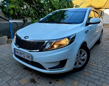 Білий Кіа Ріо, об'ємом двигуна 1.4 л та пробігом 152 тис. км за 7300 $, фото 1 на Automoto.ua