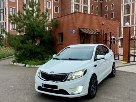 Білий Кіа Ріо, об'ємом двигуна 0 л та пробігом 98 тис. км за 8900 $, фото 1 на Automoto.ua