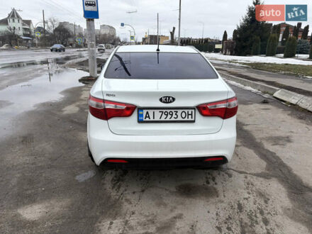 Білий Кіа Ріо, об'ємом двигуна 1.59 л та пробігом 156 тис. км за 8500 $, фото 1 на Automoto.ua