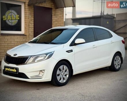 Белый Киа Рио, объемом двигателя 1.4 л и пробегом 73 тыс. км за 7950 $, фото 1 на Automoto.ua