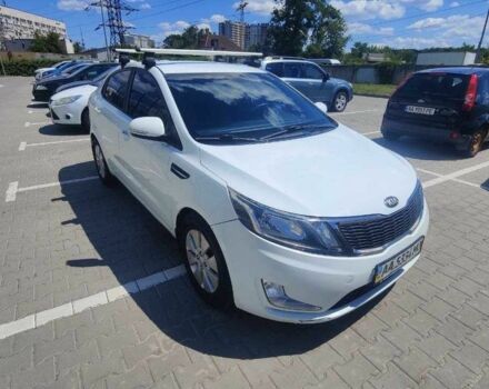 Белый Киа Рио, объемом двигателя 1.6 л и пробегом 131 тыс. км за 7404 $, фото 1 на Automoto.ua