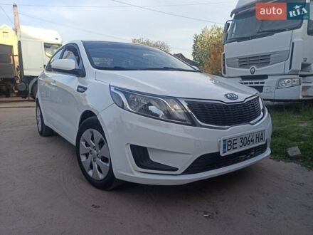 Белый Киа Рио, объемом двигателя 1.4 л и пробегом 156 тыс. км за 6300 $, фото 1 на Automoto.ua