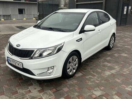 Белый Киа Рио, объемом двигателя 1.4 л и пробегом 121 тыс. км за 8700 $, фото 1 на Automoto.ua