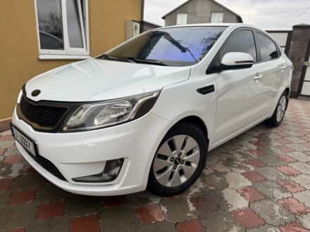 Белый Киа Рио, объемом двигателя 1.6 л и пробегом 173 тыс. км за 7800 $, фото 1 на Automoto.ua