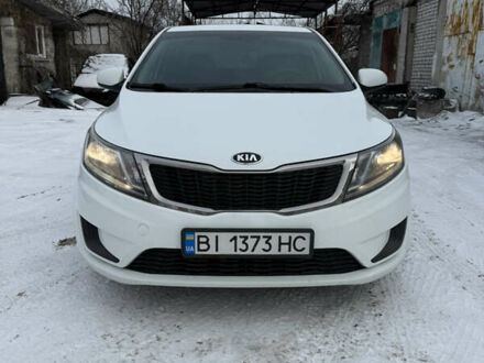 Белый Киа Рио, объемом двигателя 1.4 л и пробегом 211 тыс. км за 6950 $, фото 1 на Automoto.ua