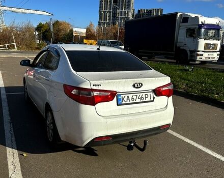 Белый Киа Рио, объемом двигателя 1.4 л и пробегом 214 тыс. км за 8300 $, фото 1 на Automoto.ua