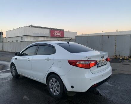 Белый Киа Рио, объемом двигателя 1.4 л и пробегом 87 тыс. км за 8555 $, фото 1 на Automoto.ua