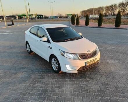 Белый Киа Рио, объемом двигателя 1.4 л и пробегом 160 тыс. км за 8500 $, фото 1 на Automoto.ua