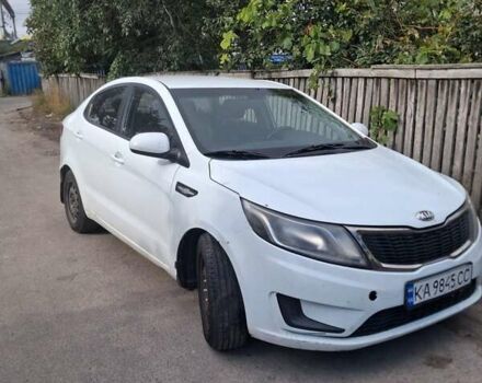 Белый Киа Рио, объемом двигателя 1.4 л и пробегом 280 тыс. км за 6300 $, фото 1 на Automoto.ua
