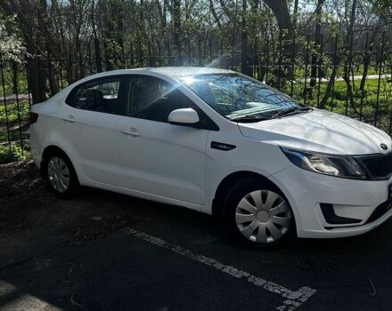 Белый Киа Рио, объемом двигателя 1.4 л и пробегом 176 тыс. км за 6800 $, фото 1 на Automoto.ua