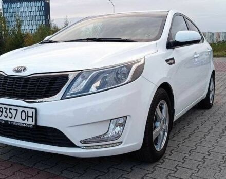 Білий Кіа Ріо, об'ємом двигуна 1.4 л та пробігом 99 тис. км за 9000 $, фото 1 на Automoto.ua