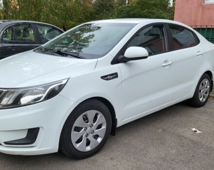 Белый Киа Рио, объемом двигателя 1.4 л и пробегом 153 тыс. км за 8300 $, фото 1 на Automoto.ua